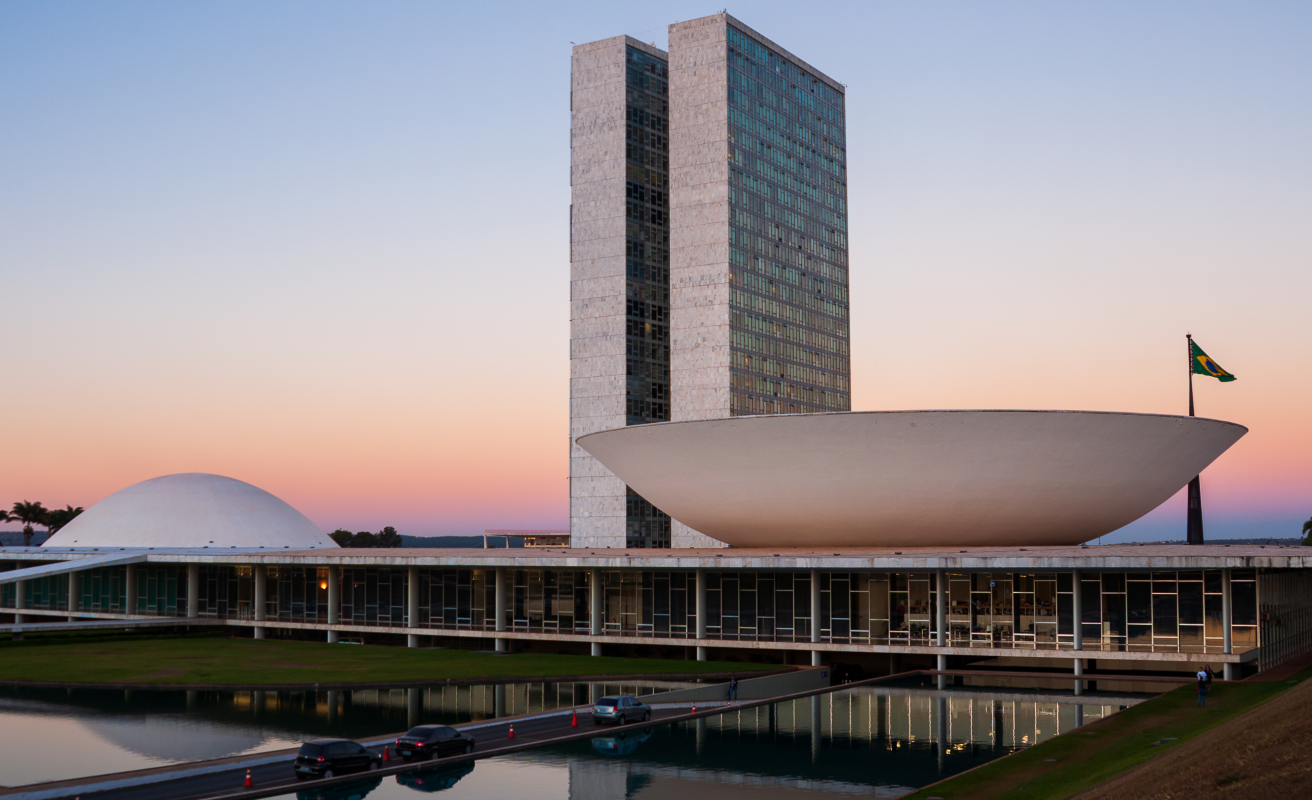 CCJ aprova desconto de aluguéis residenciais em folha de pagamento