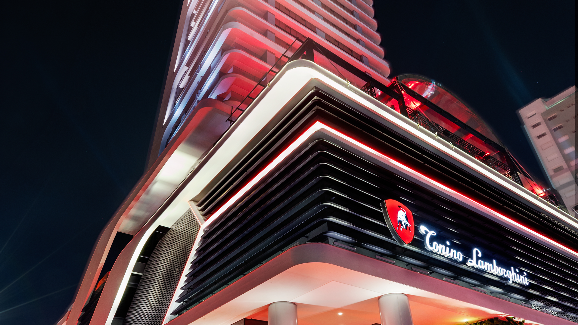Primeiro Tonino Lamborghini do mundo é entregue em SC